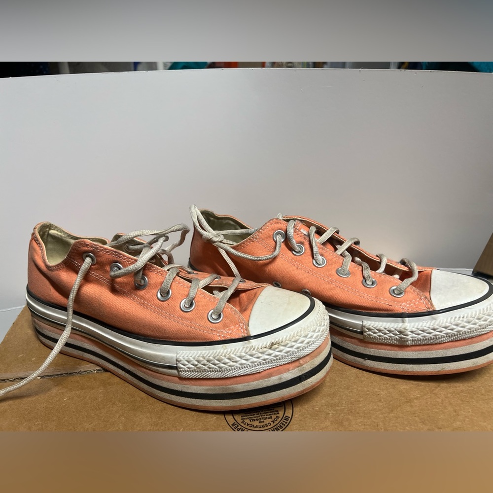 RARE!!! Super high platform Converse